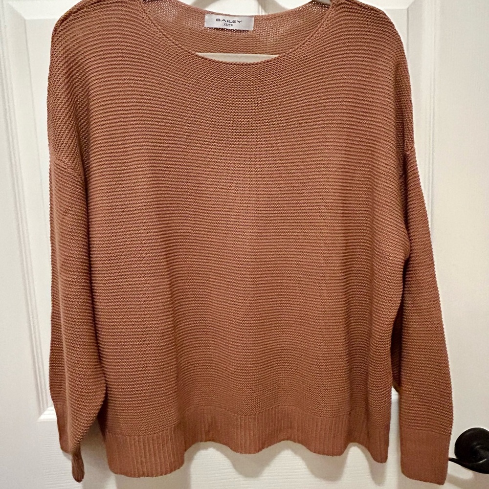 Bailey Knit Women's Crew Neck Sweater Size M